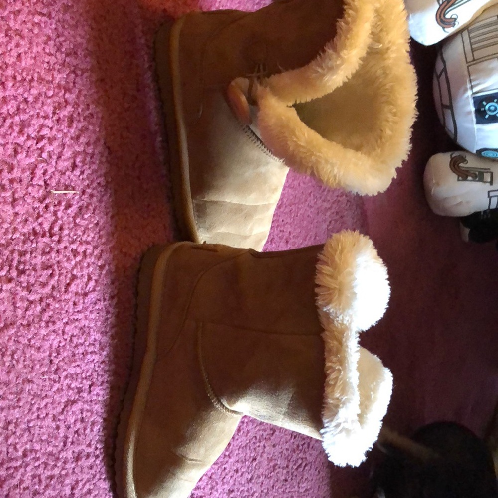 Snow boots for kids